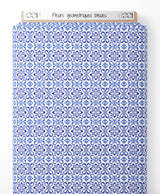 Tissu - Fleurs géométriques bleues