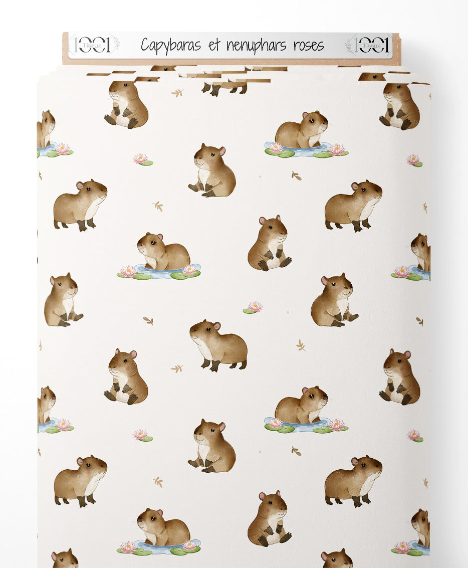 Tissu - Capybaras et nénuphars roses