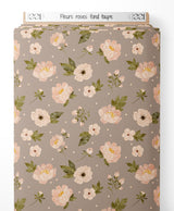 Tissu - Fleurs roses sur fond taupe