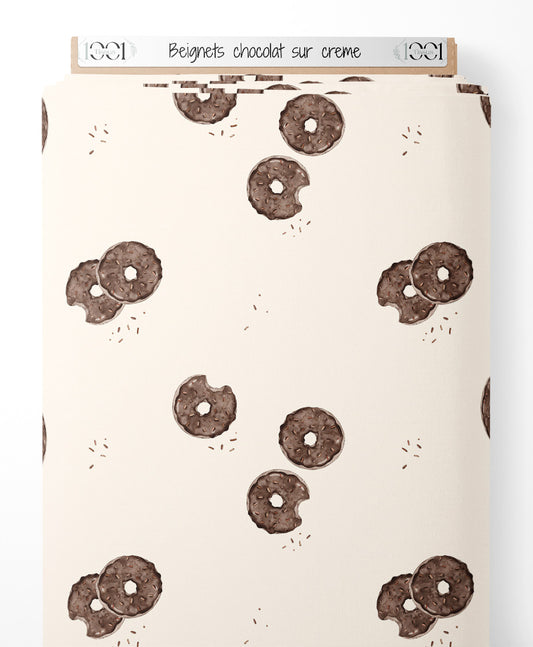Tissu - Beignets chocolat sur crème