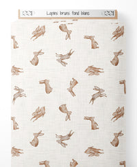 Tissu - Lapins bruns sur fond blanc