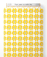 Tissu - Fleurs jaunes au centre bleu