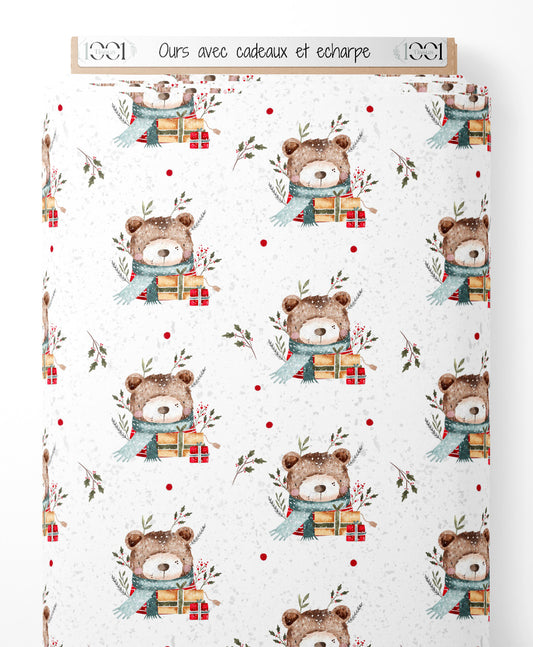 Tissu - Ours avec cadeaux et écharpe