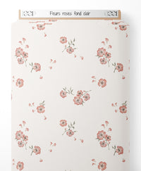 Tissu - Fleurs roses sur fond clair