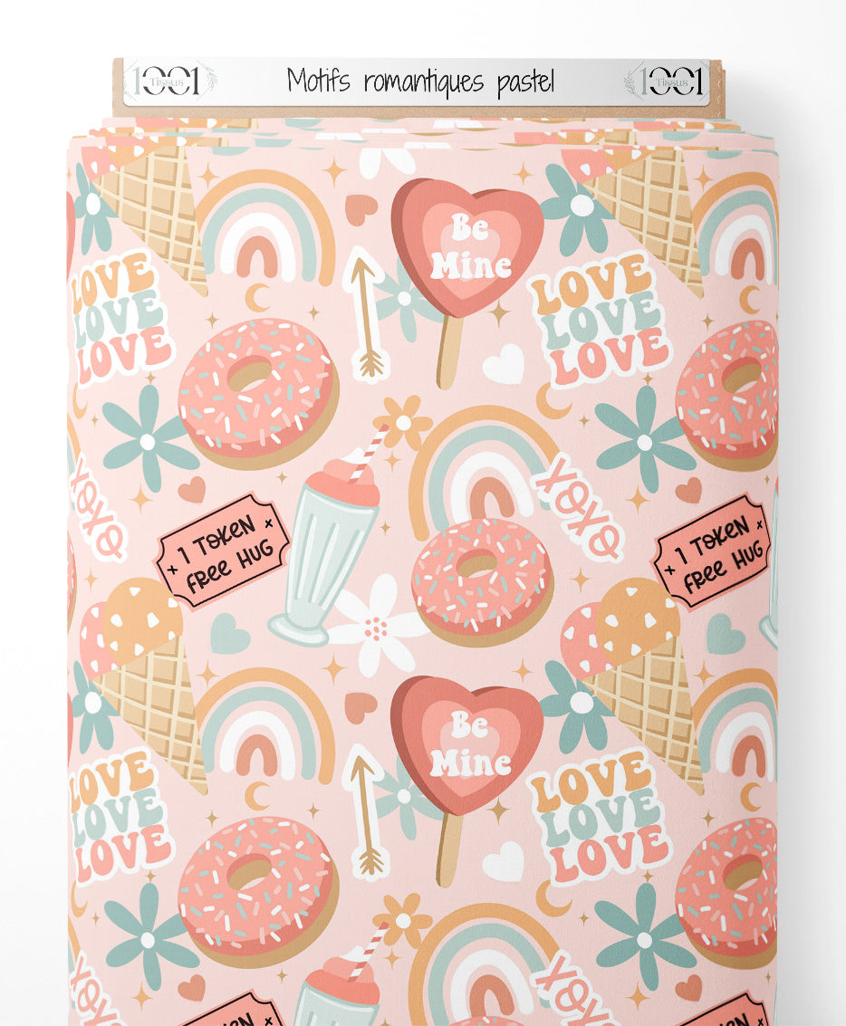 Tissu - Motifs romantiques pastel