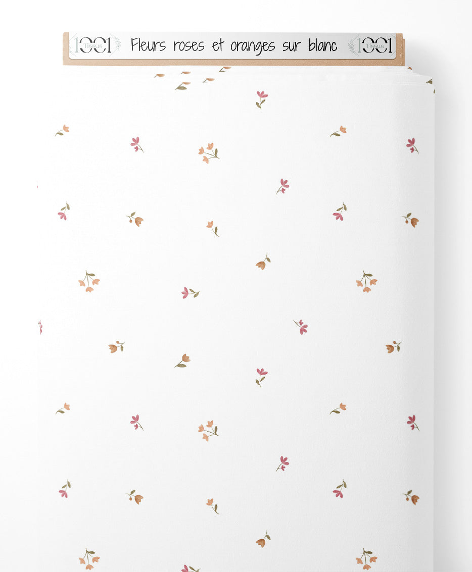 Tissu - Fleurs roses et oranges sur blanc