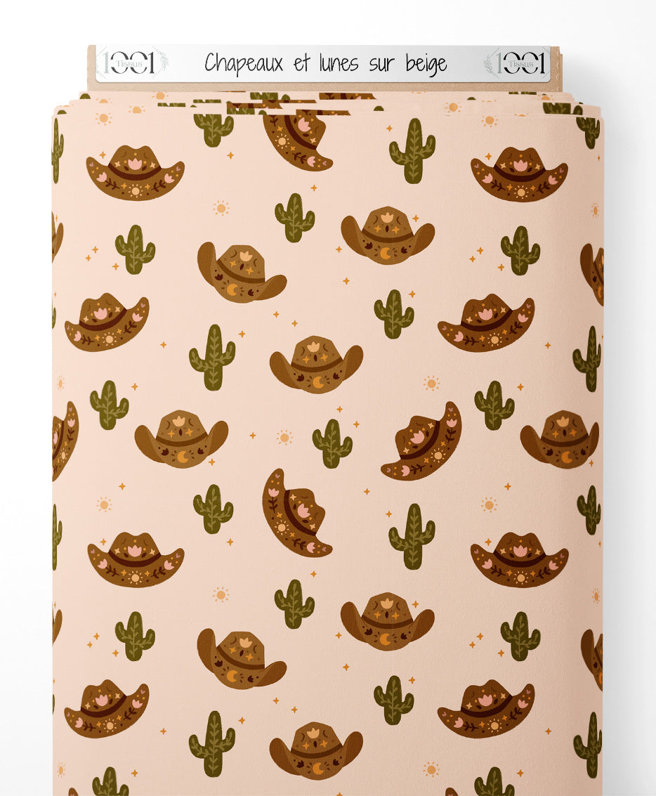 Tissu - Chapeaux et lunes sur beige