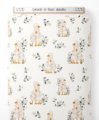 Tissu - Canards et fleurs délicates