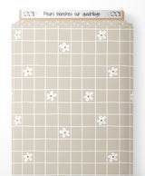Tissu - Fleurs blanches sur quadrillage
