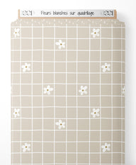 Tissu - Fleurs blanches sur quadrillage