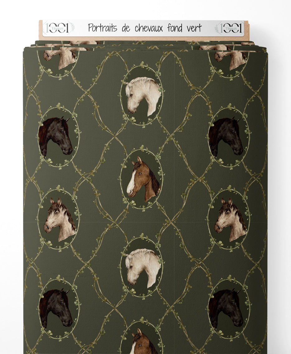 Tissu - Portraits de chevaux sur fond vert