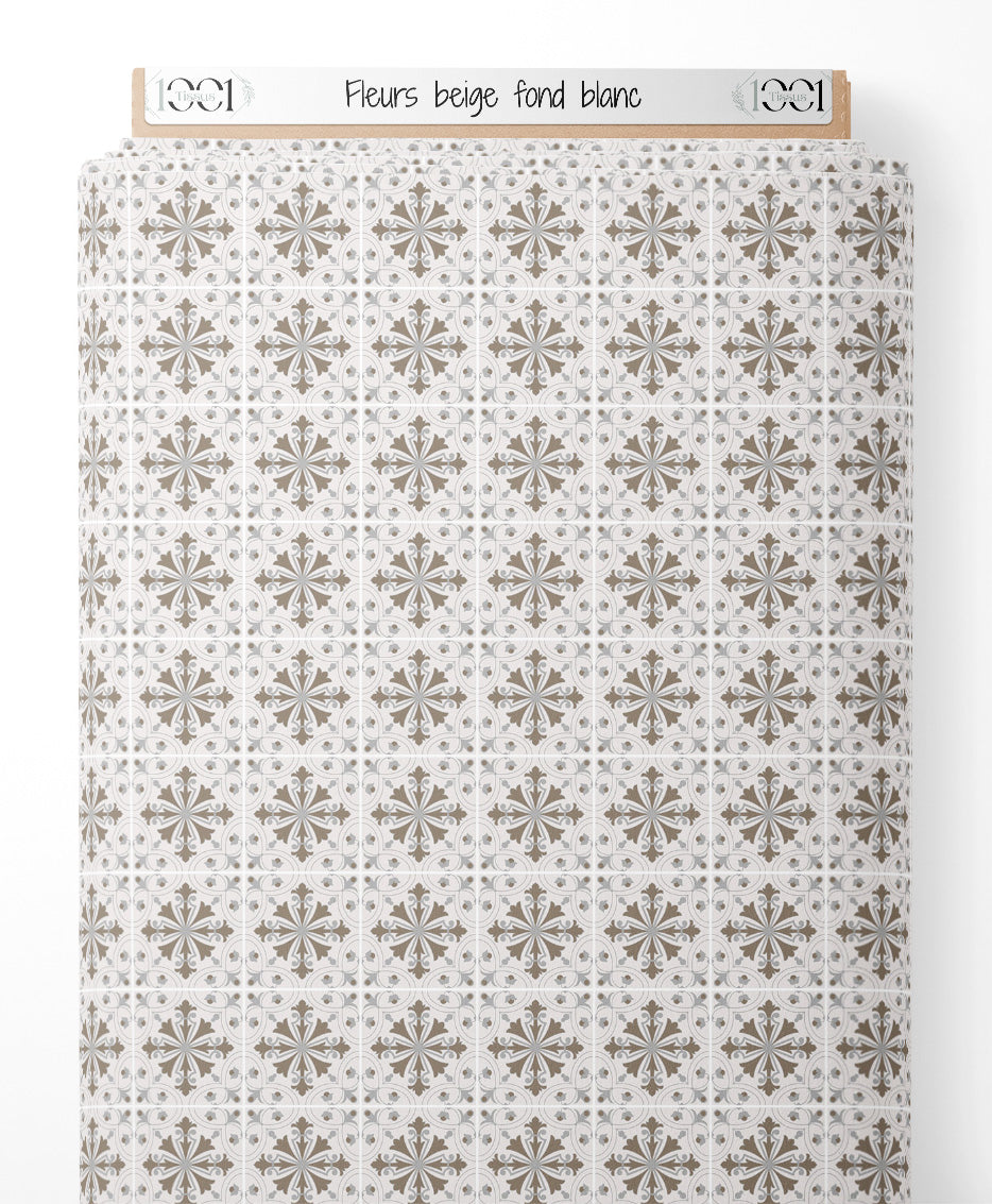 Tissu - Fleurs beige sur fond blanc