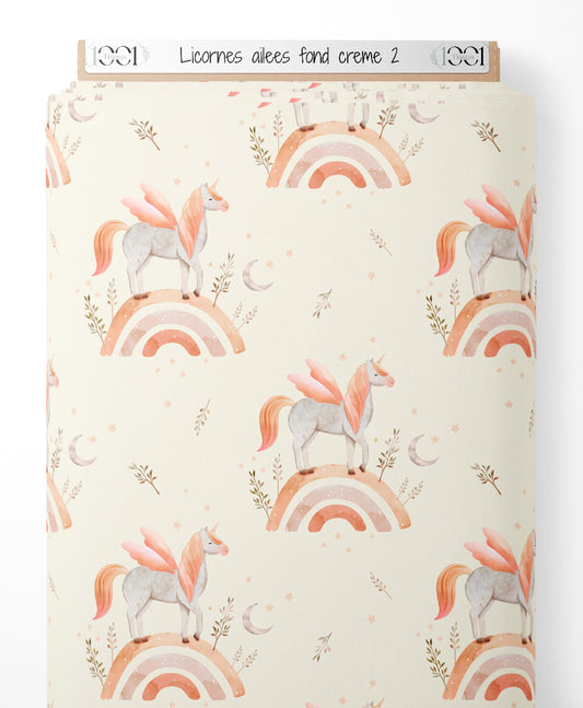 Tissu - Licornes ailées sur fond crème 2