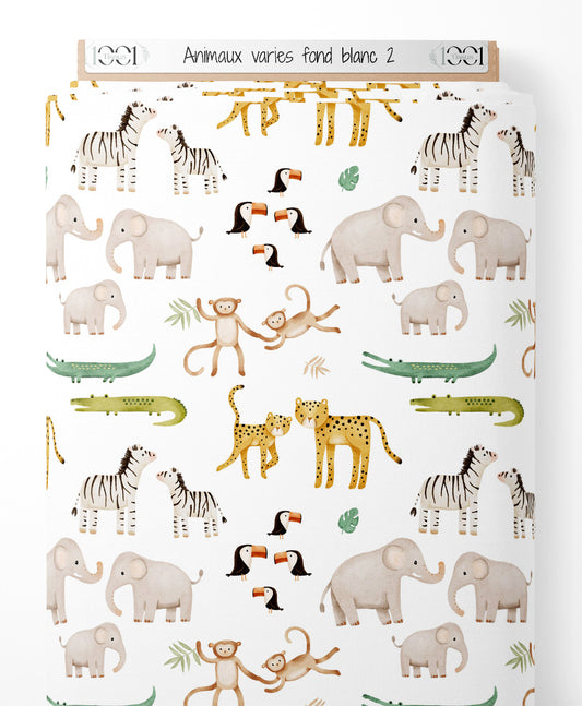 Tissu - Animaux variés sur fond blanc 2
