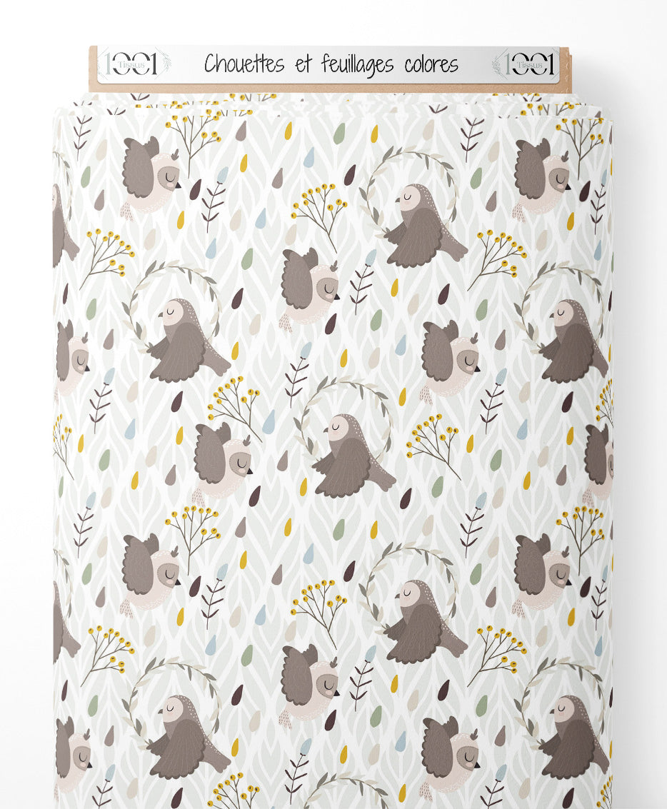 Tissu - Chouettes et feuillages colorés