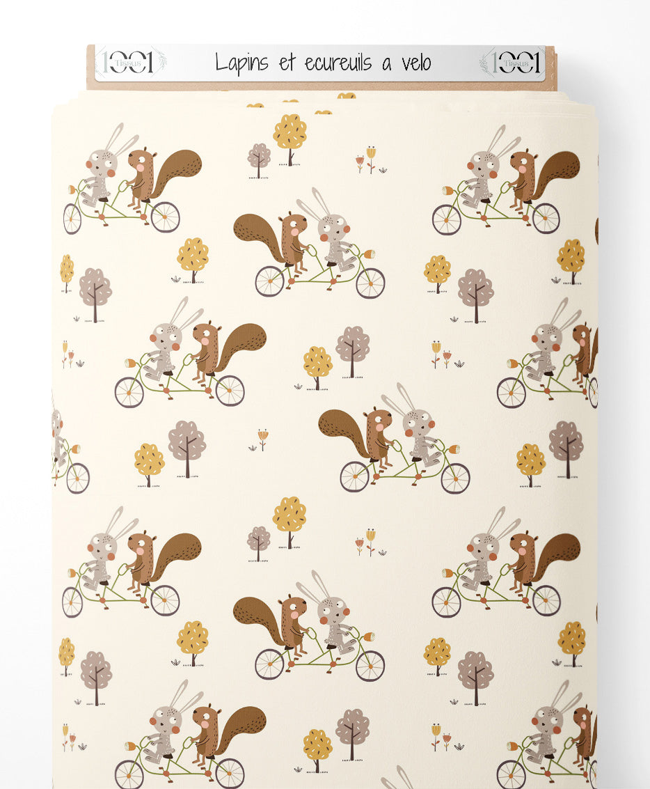 Tissu - Lapins et écureuils à vélo