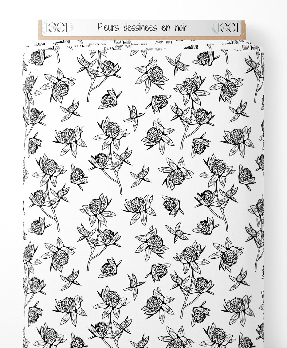 Tissu - Fleurs dessinées en noir