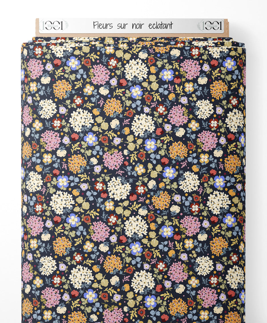 Tissu - Fleurs sur noir éclatant