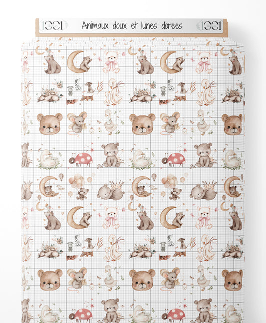 Tissu - Animaux doux et lunes dorées