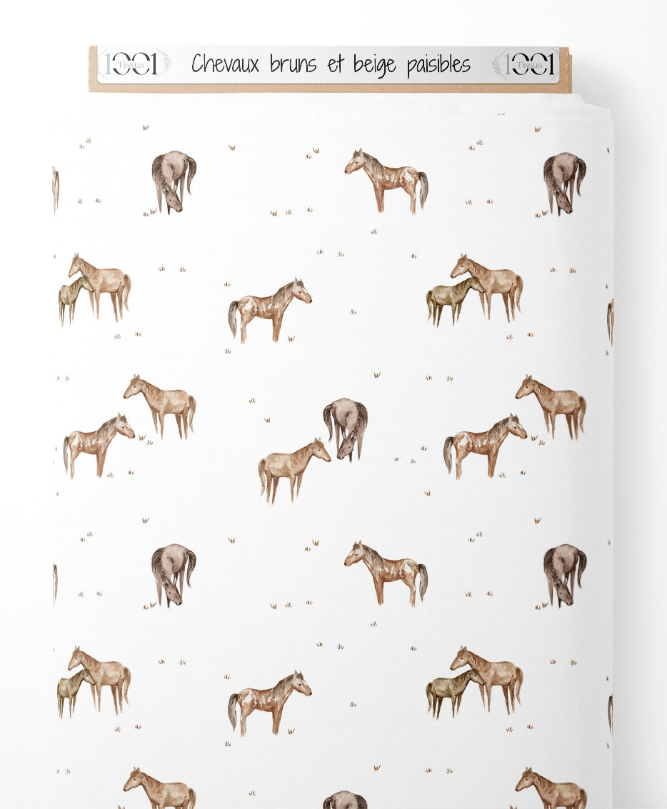 Tissu - Chevaux bruns et beige paisibles