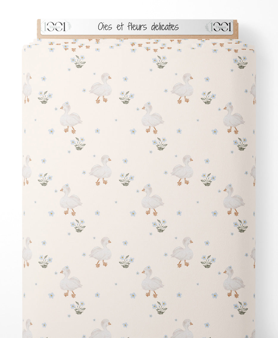 Tissu - Oies et fleurs délicates