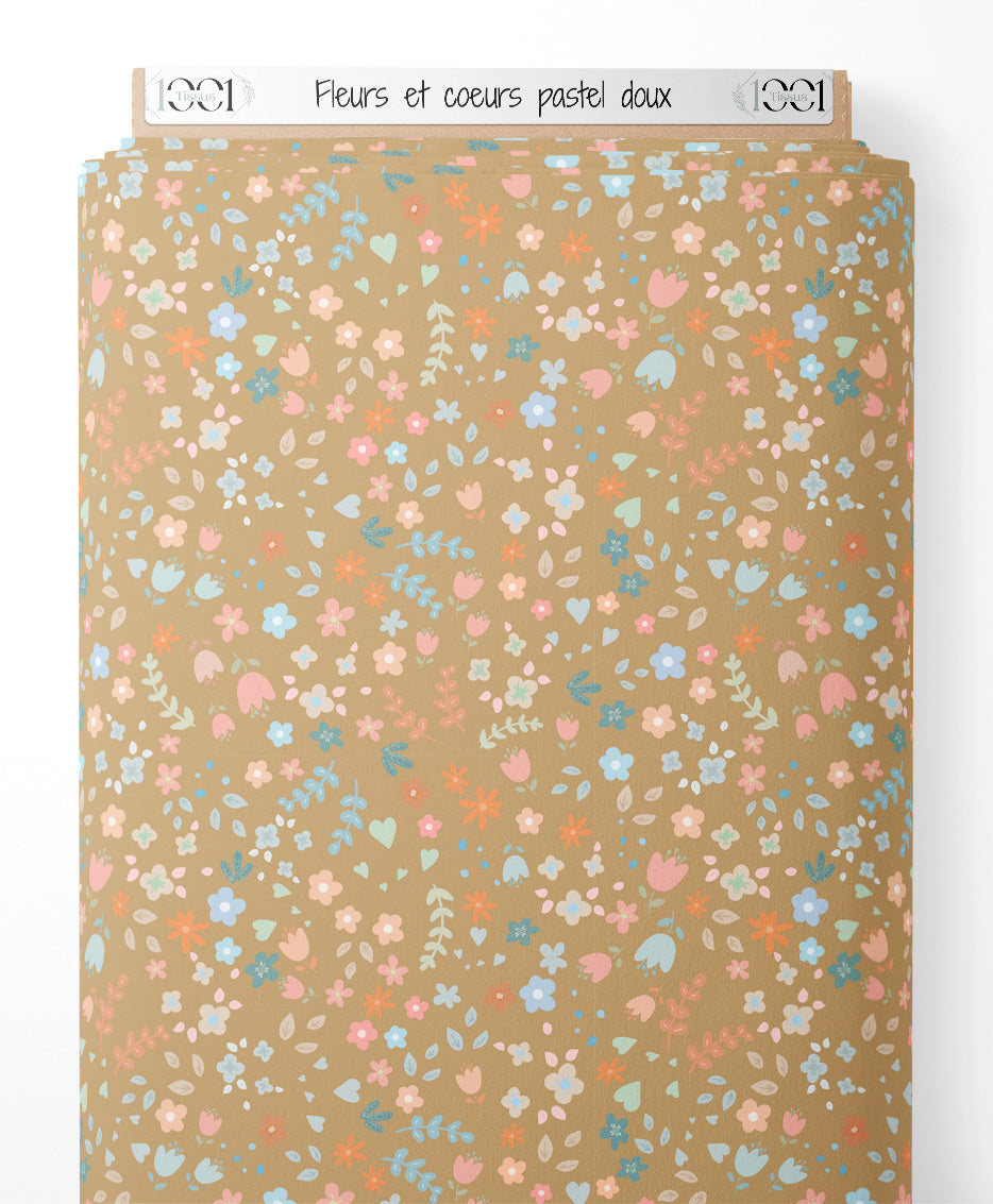 Tissu - Fleurs et cœurs pastel doux