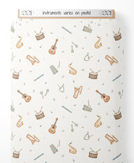 Tissu - Instruments variés en pastel