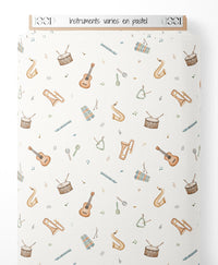 Tissu - Instruments variés en pastel