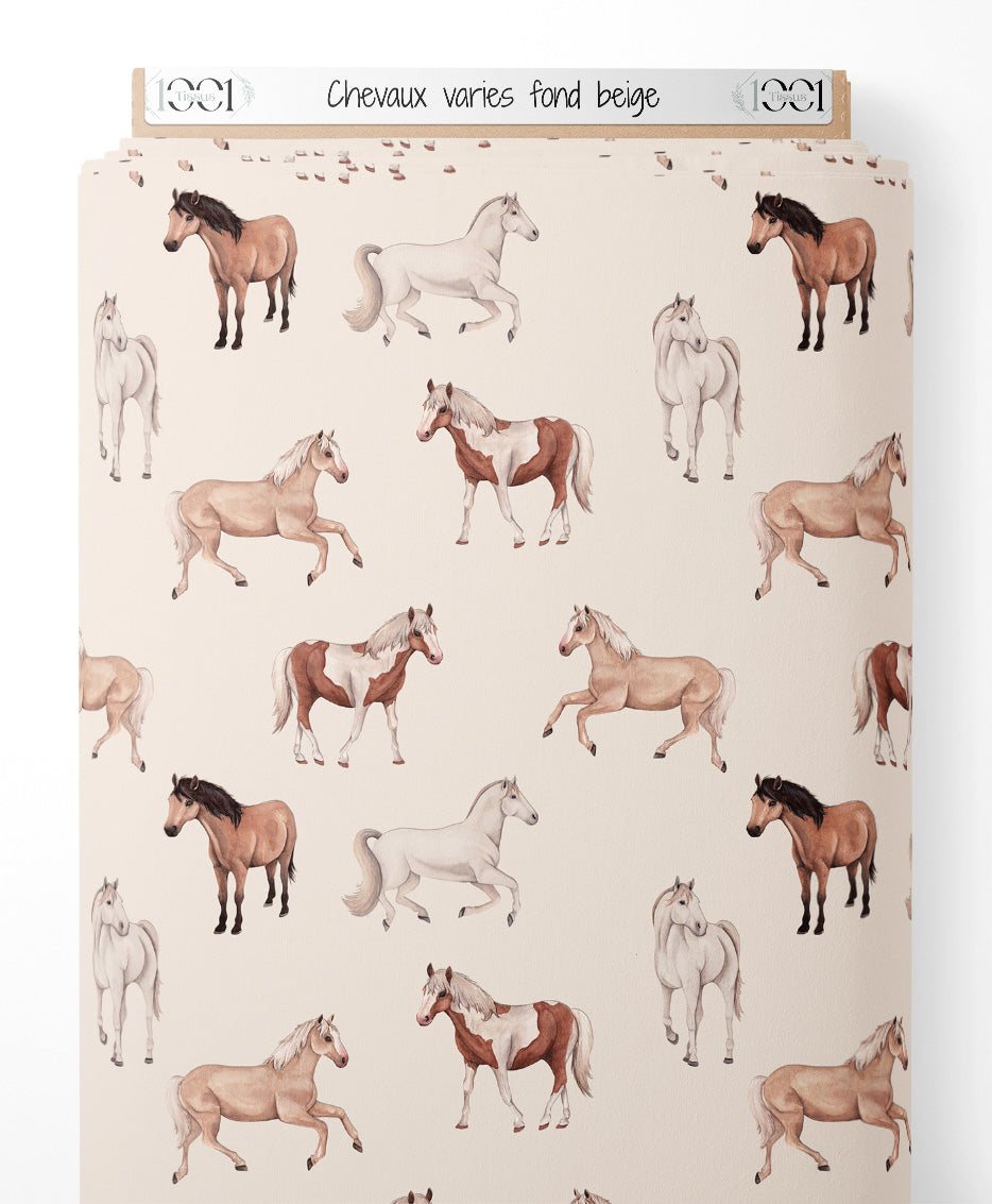 Tissu - Chevaux variés sur fond beige
