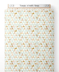 Tissu - Triangles et motifs floraux