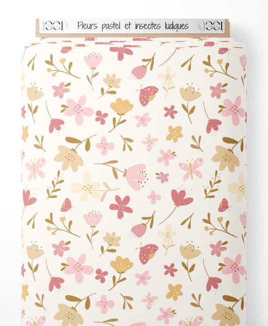 Tissu - Fleurs pastel et insectes ludiques