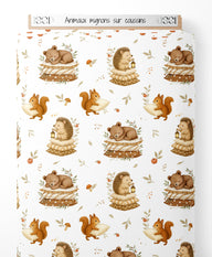 Tissu - Animaux mignons sur coussins