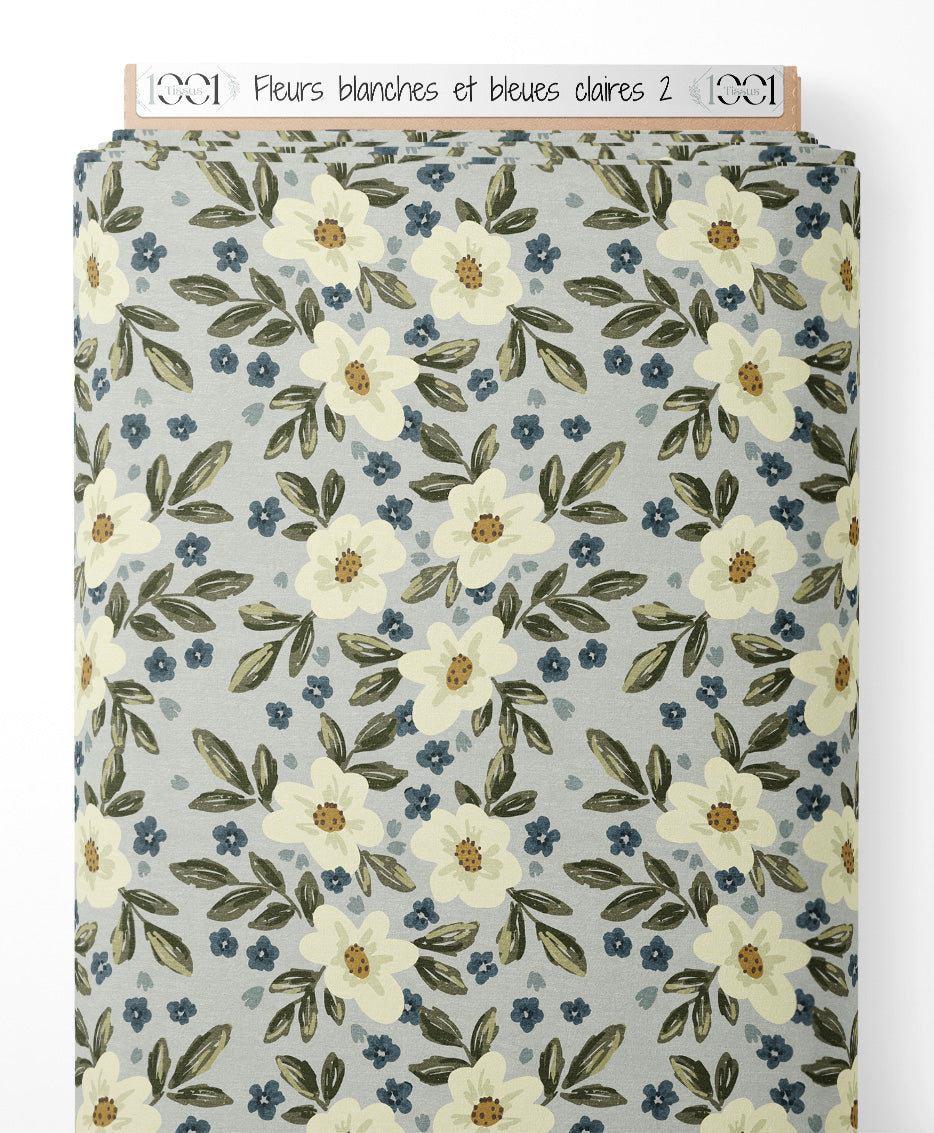 Tissu - Fleurs blanches et bleues claires 2