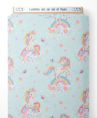 Tissu - Licornes arc-en-ciel et fleurs