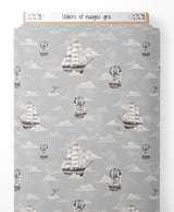 Tissu - Voiliers et nuages gris
