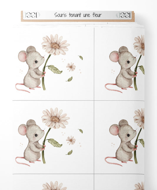 Tissu - Souris tenant une fleur