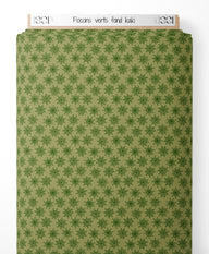 Tissu - Flocons verts sur fond kaki