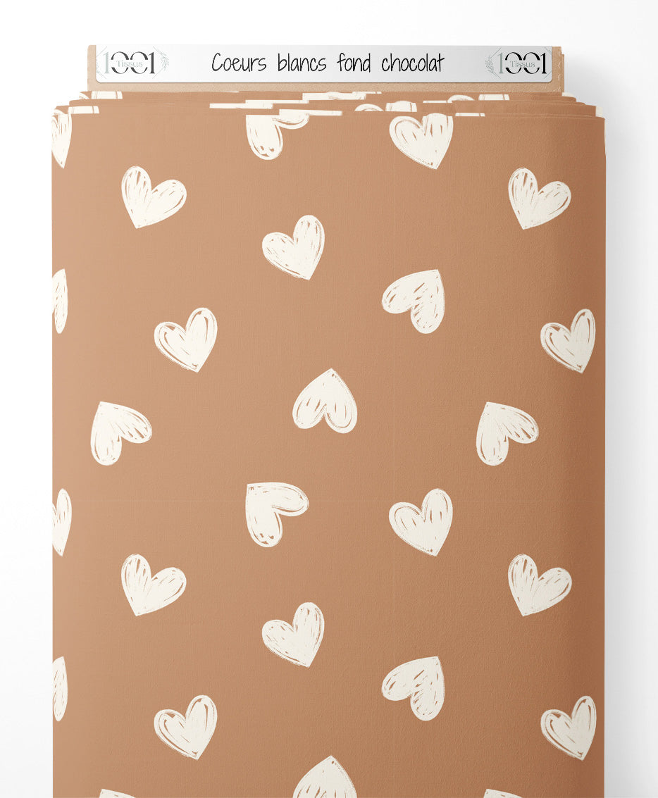 Tissu - Cœurs blancs sur fond chocolat
