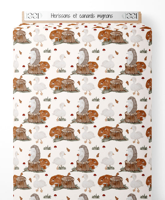 Tissu - Hérissons et canards mignons
