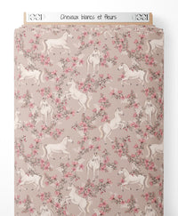 Tissu - Chevaux blancs et fleurs