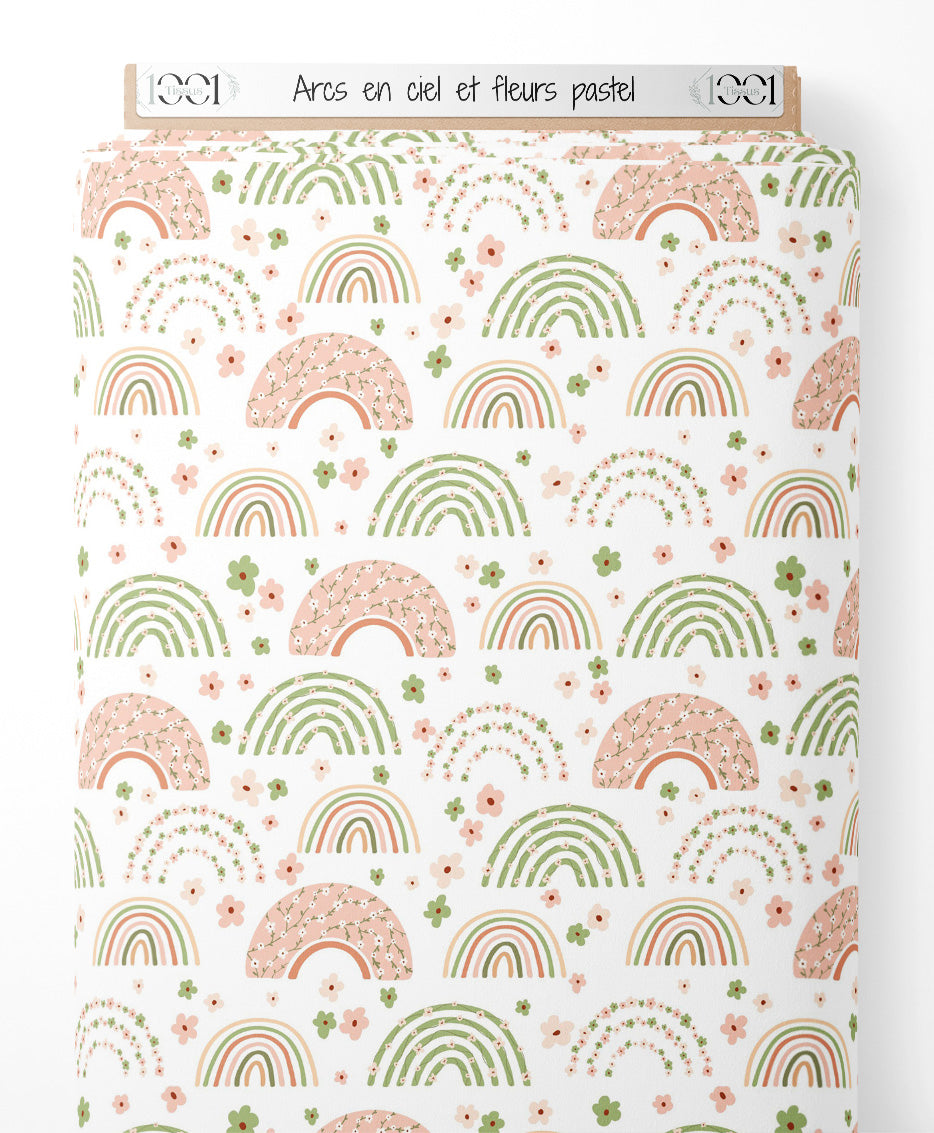 Tissu - Arcs-en-ciel et fleurs pastel