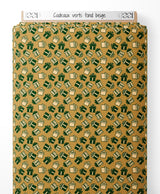 Tissu - Cadeaux verts sur fond beige