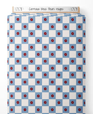 Tissu - Carreaux bleus fleurs rouges