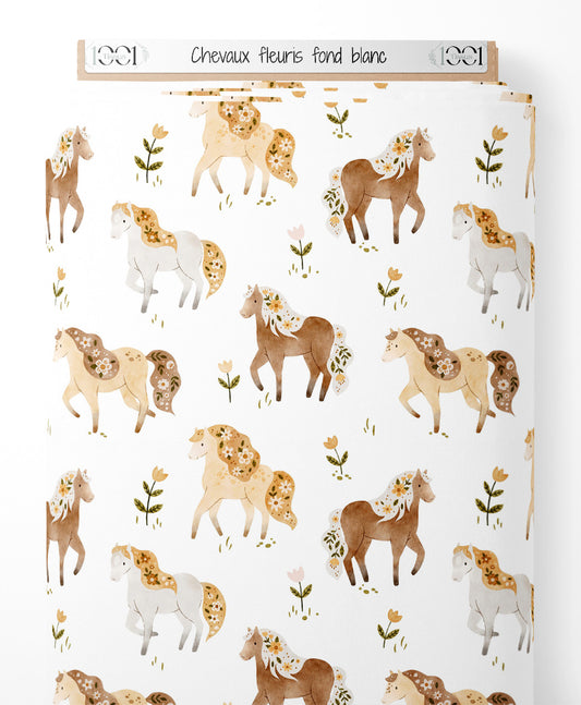 Tissu - Chevaux fleuris sur fond blanc