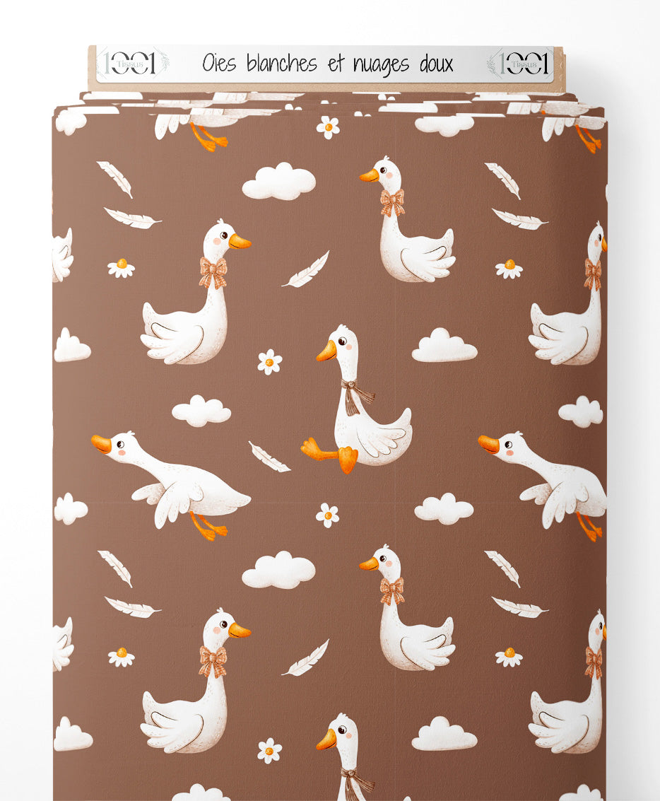 Tissu - Oies blanches et nuages doux