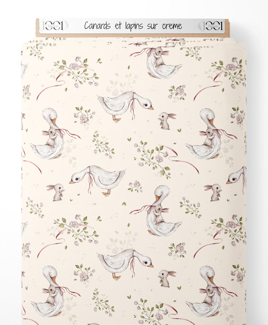 Tissu - Canards et lapins sur crème