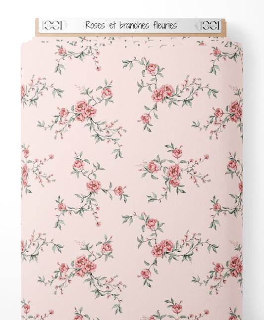 Tissu - Roses et branches fleuries