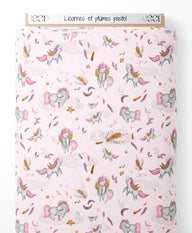 Tissu - Licornes et plumes pastel