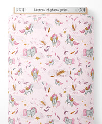 Tissu - Licornes et plumes pastel
