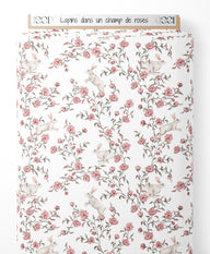 Tissu - Lapins dans un champ de roses